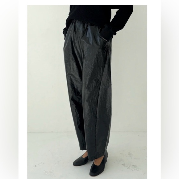 Le Bon Shoppe Arc Pants XL Liquid Nylon - Picture 2 of 8